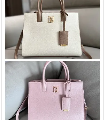 Burberry Handbag: Two - Tone Leather &amp; Gold “TB” Logo, Epitomizing Sophisticated Elegance size:27×11×20cm #A54200