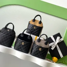 Chanel Clutches with Chain - Small Leather Goods size:18×17×6cm #A54074