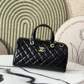 Chanel Small bowling bag, Patent crumpled calfskin size:17×21×3cm #A53909