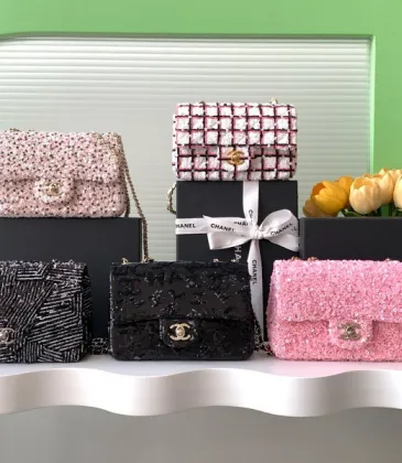 Flap bag, Sequins &amp; gold-tone metal #A49174