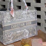 Dior AAA+ Handbags #99116193
