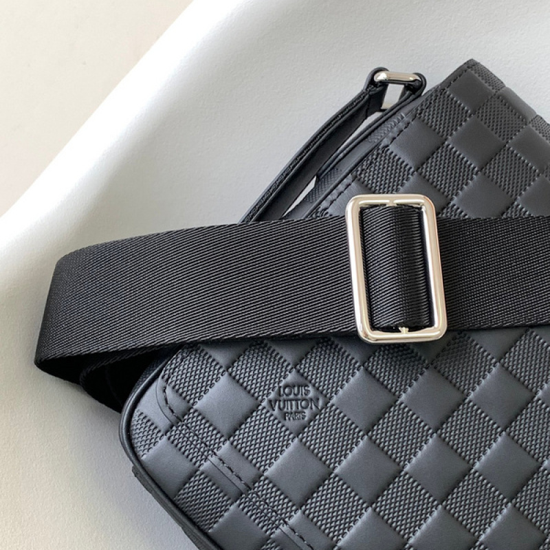 Buy Cheap Louis Vuitton District Damier Graphite messenger bag Original 1:1  Quality #999933821 from