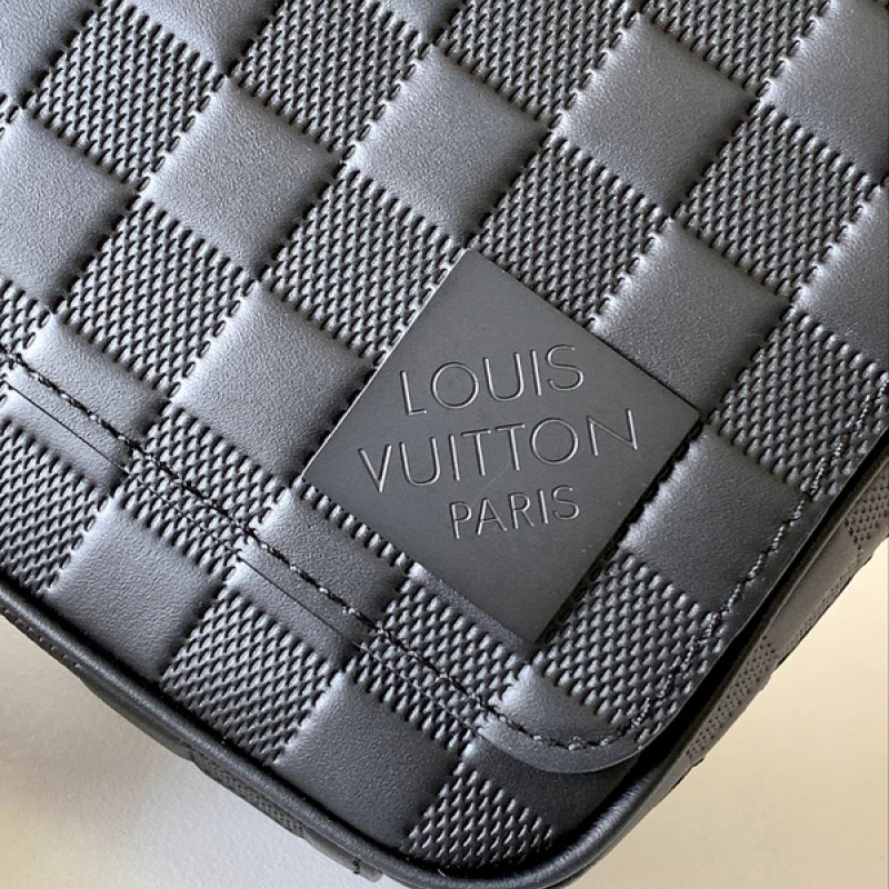 Buy Cheap Louis Vuitton District Damier Graphite messenger bag Original 1:1  Quality #999933822 from