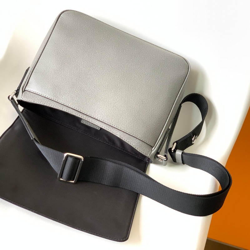 Buy Cheap Louis Vuitton District Damier Graphite messenger bag Original 1:1  Quality #999933835 from