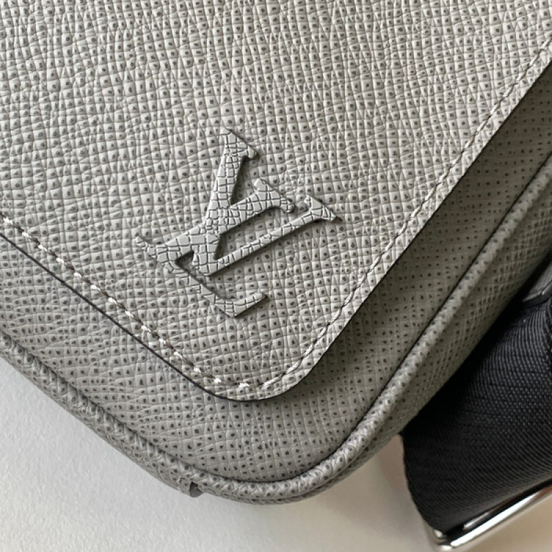 Buy Cheap Louis Vuitton District Damier Graphite messenger bag Original 1:1  Quality #999933822 from