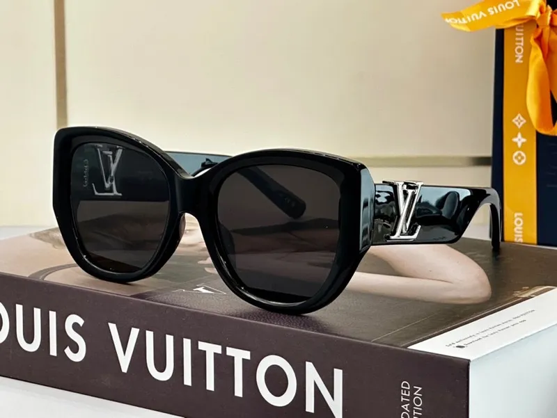 New design Louis Vuitton AAA Sunglasses #999934042 