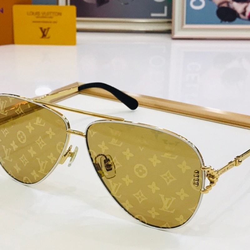 Buy Cheap Louis Vuitton AAA Sunglasses #999936202 from