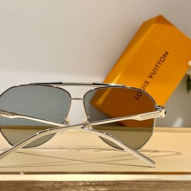 New design Louis Vuitton AAA Sunglasses #999934041 