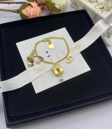 Dior Pair Tower gold bracelet #A38356