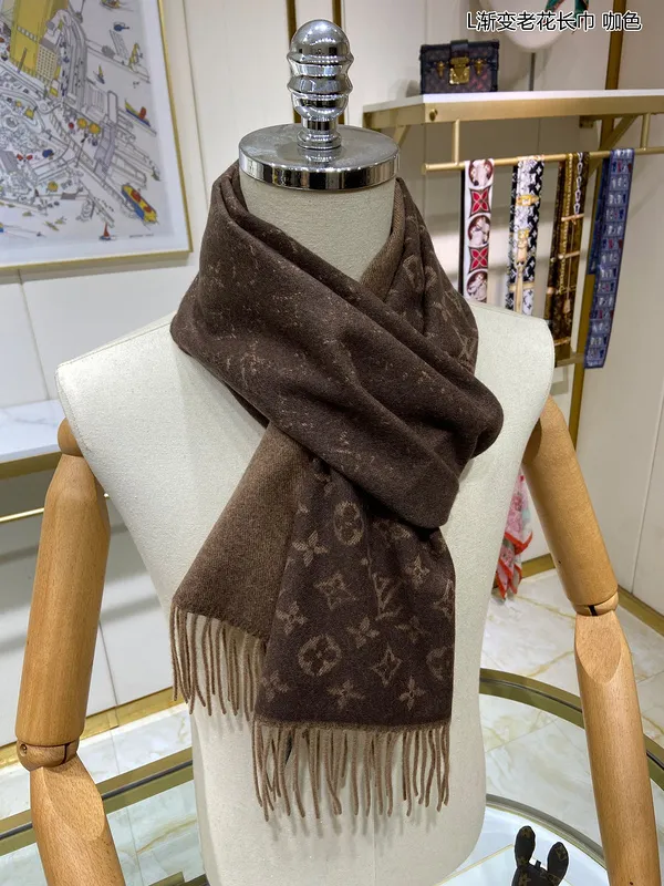 Louis Vuitton scarf💓 #Hijabs - مكياجات واشاربات زارا