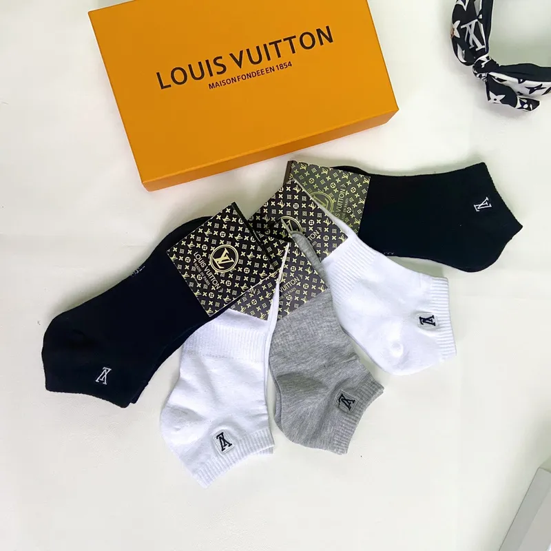 Buy Cheap Louis Vuitton socks (5 pairs) #999934958 from