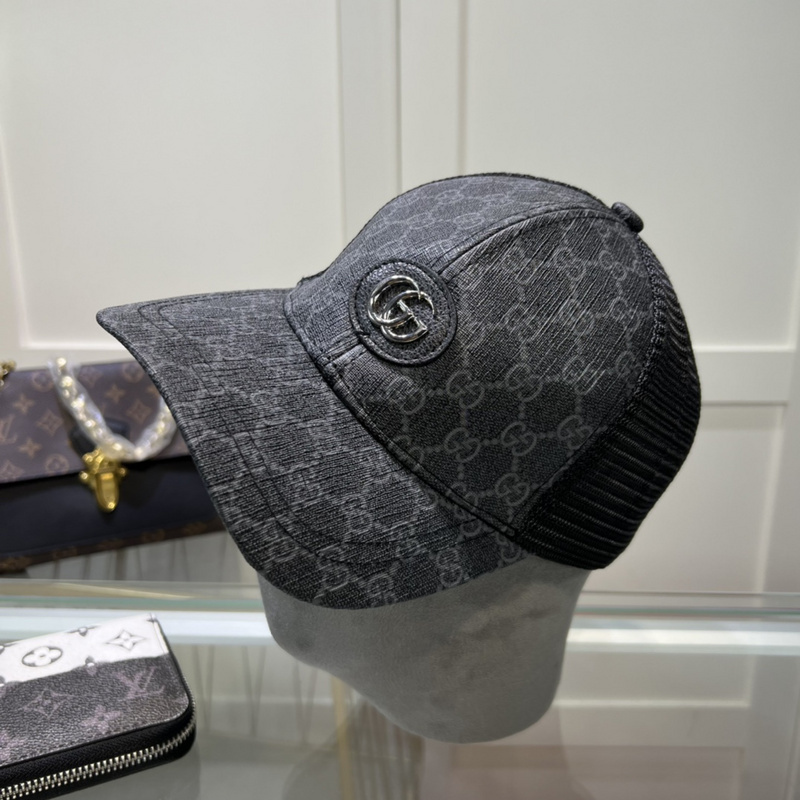 NEW*** Gucci, Armani, and Louis Vuitton/Supreme CAPS for Sale in