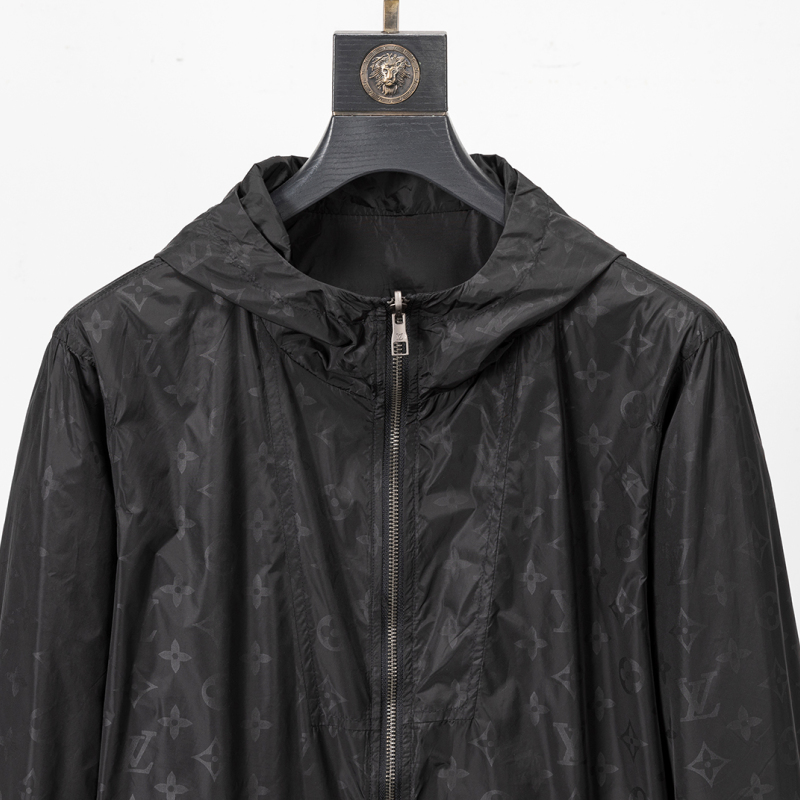 Louis Vuitton Leather and Nylon Blouson Dark Grey. Size 50