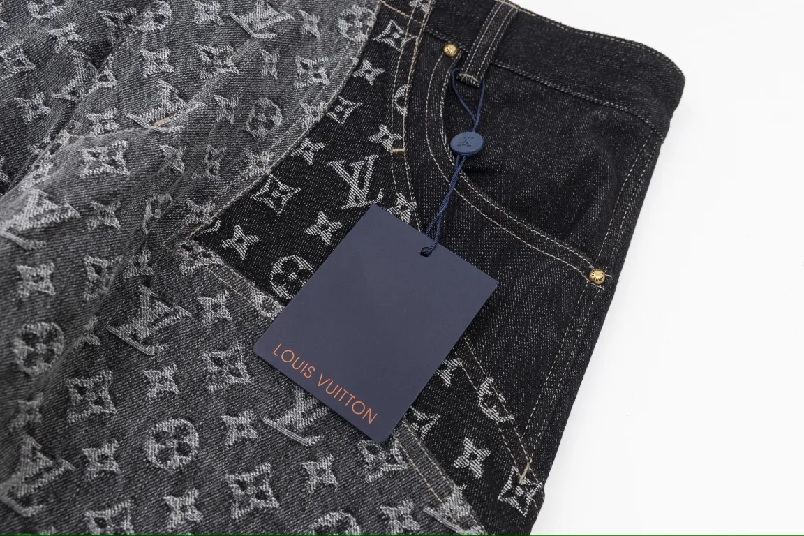 Buy Cheap Louis Vuitton Jeans for Louis Vuitton short Jeans for men  #9999925490 from