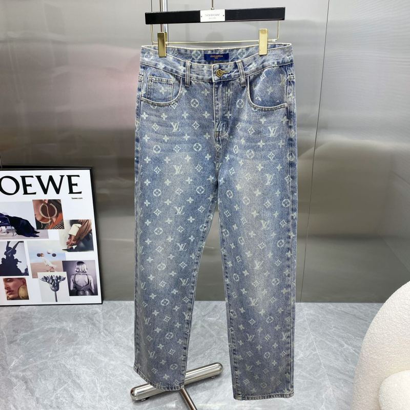 Louis Vuitton men’s jeans size 32w 38L brands new