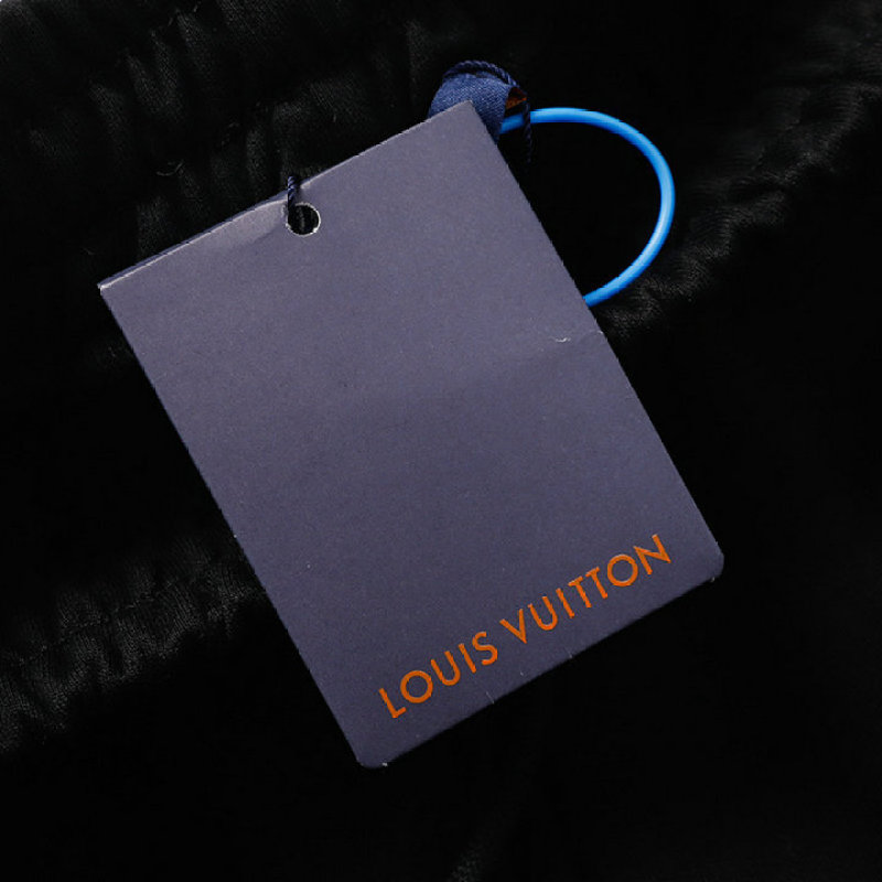 Pantaloncini Louis Vuitton – SneakerAlways