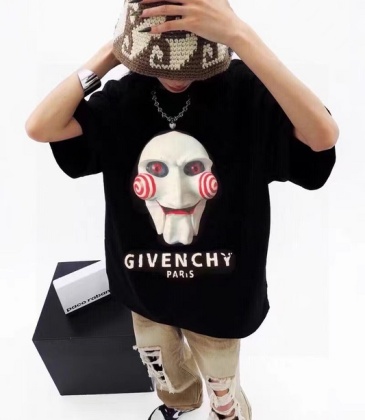 Givenchy T-shirts for MEN #A31094