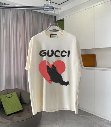 Gucci T-shirts for Gucci Men's AAA T-shirts #A53737