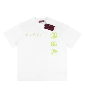 Gucci T-shirts for Men' t-shirts green logo #A47626