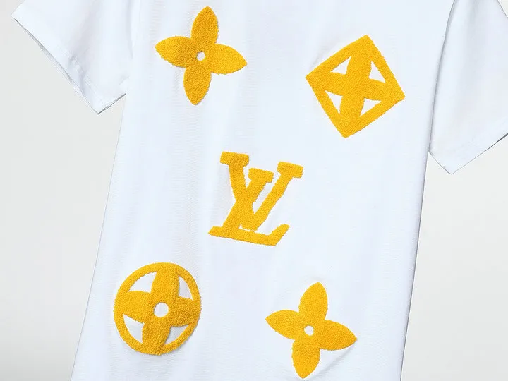 Louis Vuitton T-Shirts for MEN #999937061 