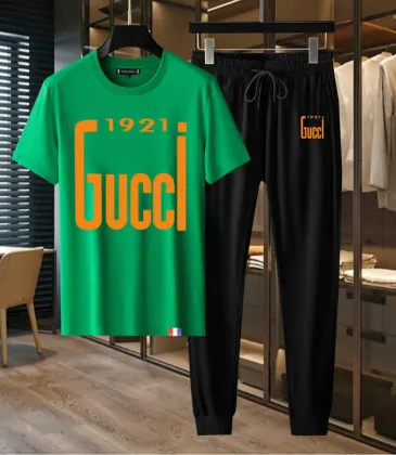 Gucci Tracksuits for Gucci short tracksuits for men #A25755
