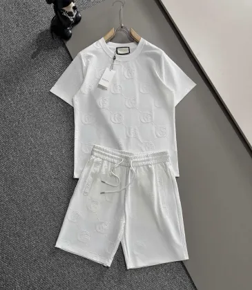 Gucci Tracksuits for Gucci short tracksuits for men #A53382