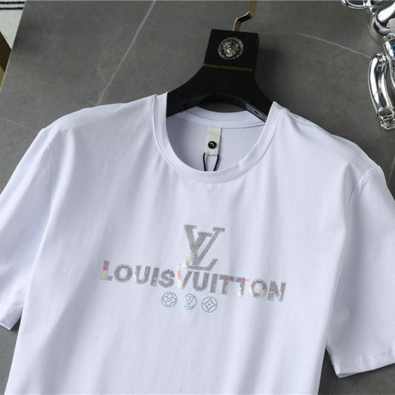 Buy Cheap Louis Vuitton tracksuits for Louis Vuitton short tracksuits for  men #999934880 from