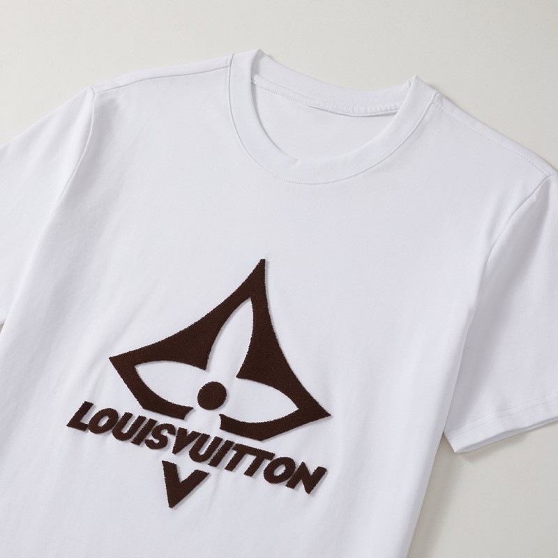 Louis Vuitton tracksuits for Louis Vuitton short tracksuits for men #A22506  