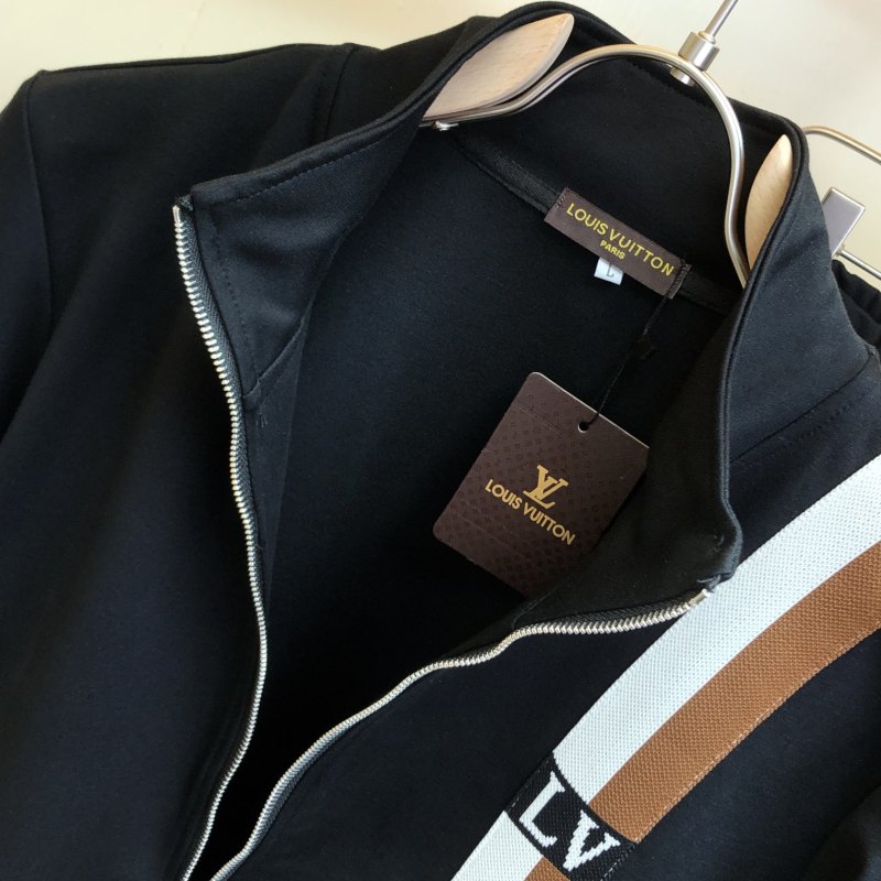 Buy Cheap Louis Vuitton tracksuits for Men long tracksuits #99921158 from