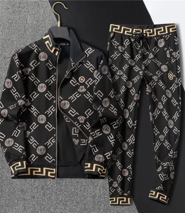 versace Tracksuits for Men's long tracksuits #A41113