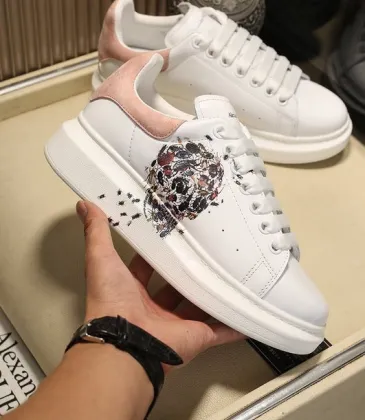 Luxury Alexander McQueen Shoes for Unisex McQueen Sneakers #9874883