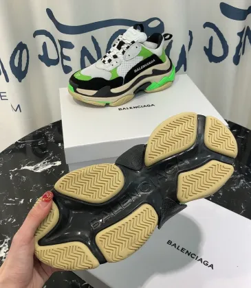 Balenciaga shoes for Balenciaga Unisex Shoes #9121236