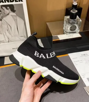 Balenciaga shoes for Balenciaga Unisex Shoes #999915619