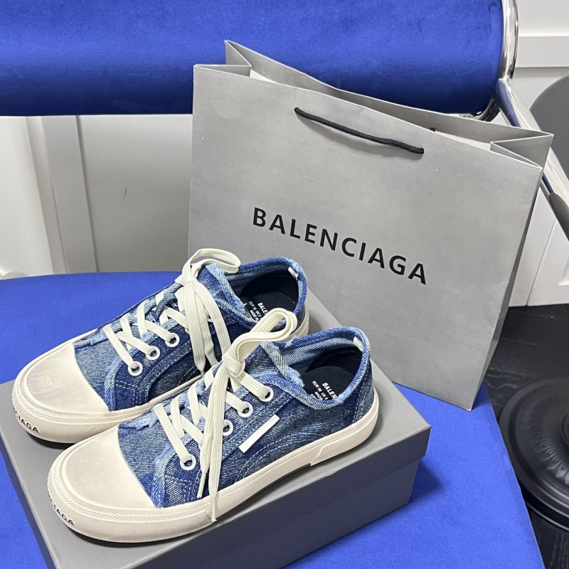 Buy Cheap Balenciaga shoes for Women's Balenciaga Sneakers #999936704 from