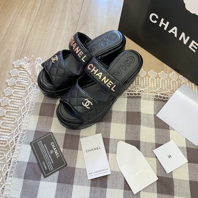 Chanel Womens Low Heel Slippers in Jahi - Shoes, Michael Dike | Jiji.ng