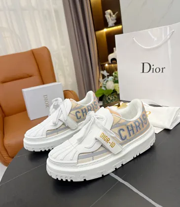 Dior Shoes for Women's Sneakers #999901155