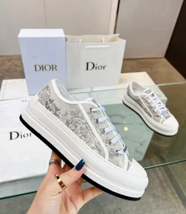 Dior Shoes for Women's Sneakers #999934589