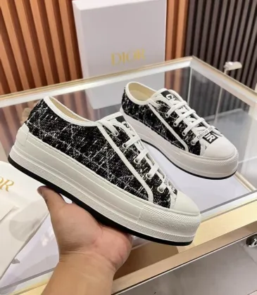 Dior Shoes for Women's Sneakers #A49492