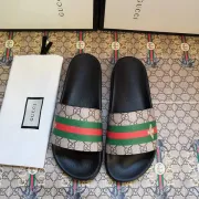 Gucci Slippers for Men and Women bees #9875214