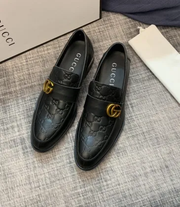 Gucci Shoes for Mens Gucci Sneakers #99899713