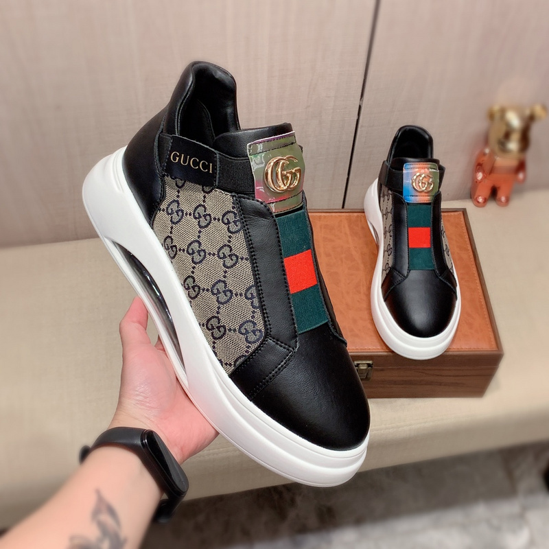 Gucci for Mens Gucci Sneakers #A22193 -