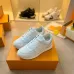 8Louis Vuitton Shoes for Louis Vuitton Unisex Shoes #A30776