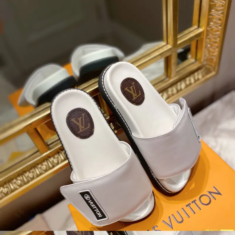 Buy Cheap Louis Vuitton Shoes for Men's and women Louis Vuitton Slippers  #99921648 from