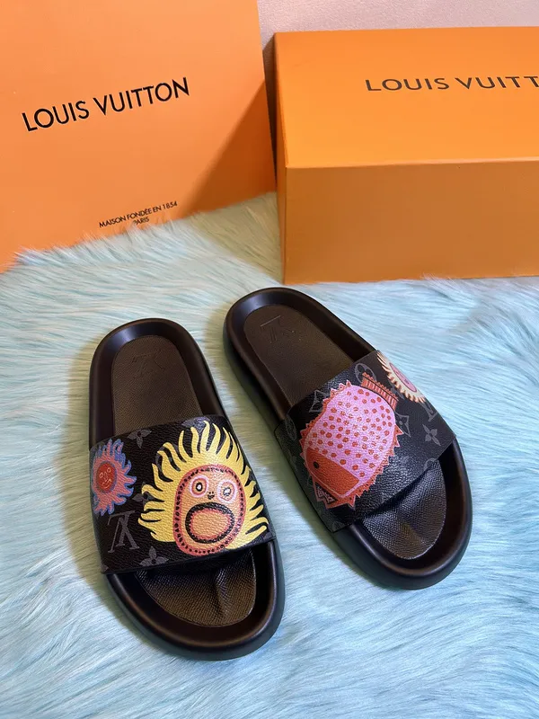 Louis Vuitton Shoes for Men's Louis Vuitton Slippers #999936924