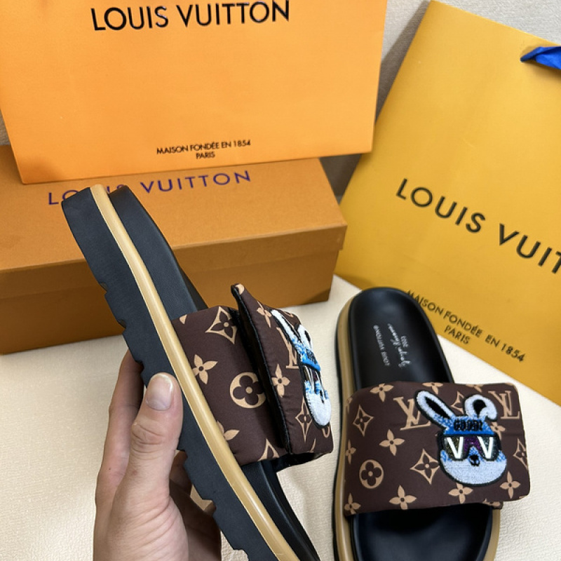 Louis Vuitton Shoes for Men's Louis Vuitton Slippers #A22211 