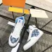 9Louis Vuitton Shoes for Men's Louis Vuitton Sneakers #999928143