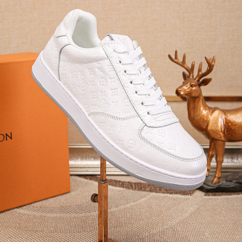 Buy Cheap Louis Vuitton Shoes for Men's Louis Vuitton Sneakers #9999926435  from