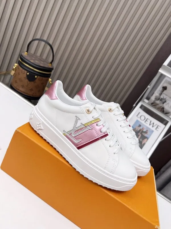 Buy Cheap Louis Vuitton Shoes for Women's Louis Vuitton Sneakers #99924394  from