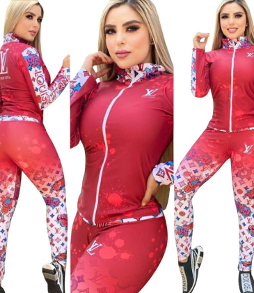 L V woman Tracksuit new Without tag