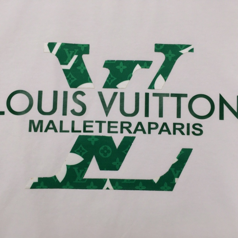 Louis Vuitton new Fashion Short Tracksuits for Women #A22348 